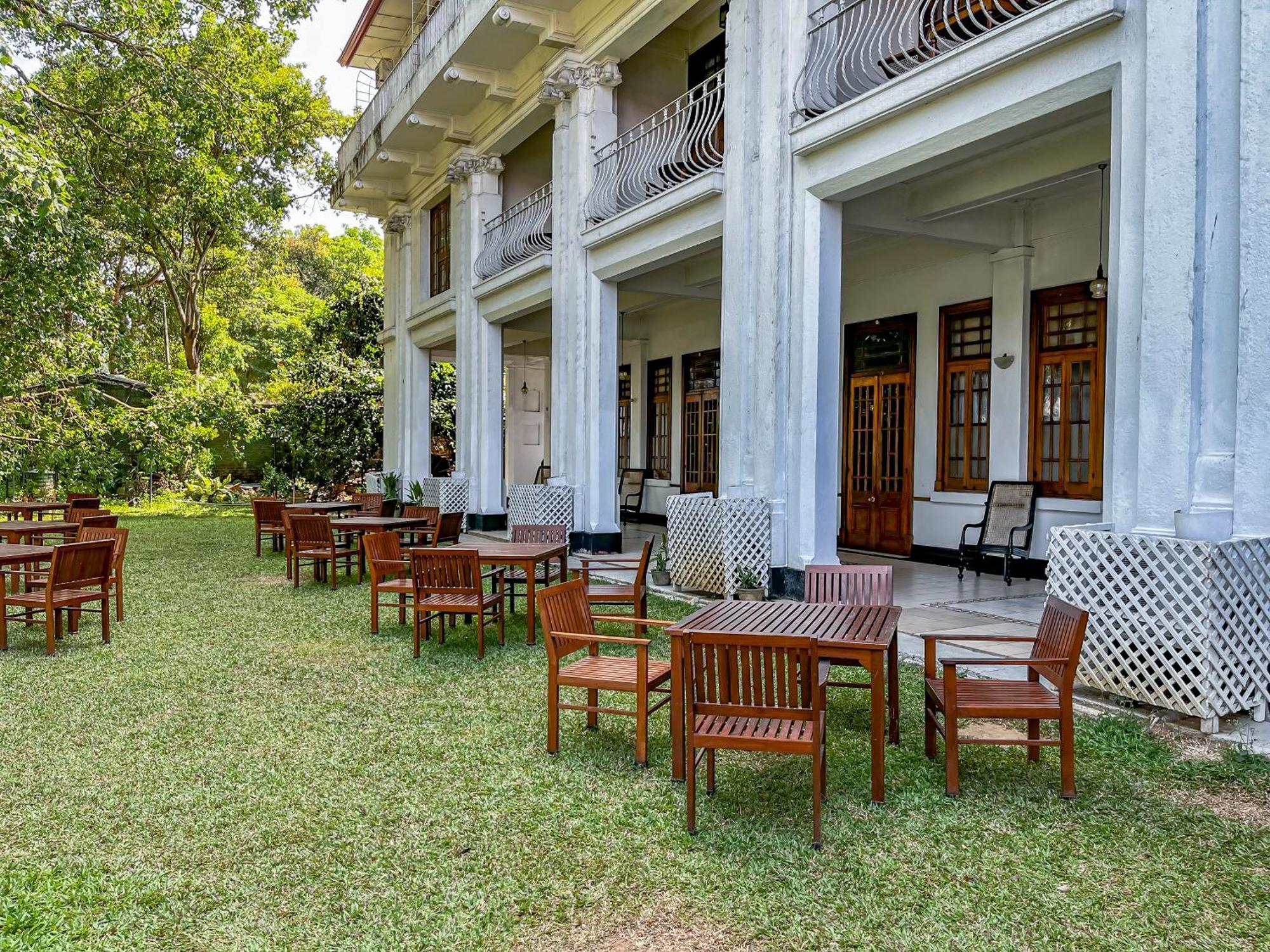 Hotel Suisse Kandy Eksteriør billede